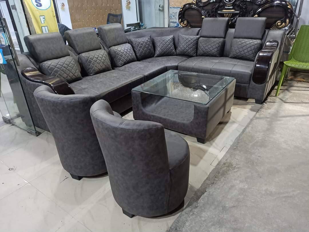 Furnitures